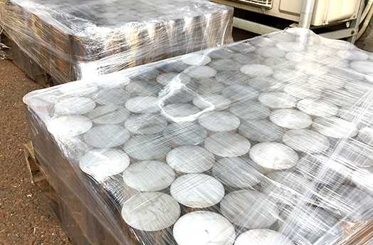 汽車玻璃模具都用什么材料啊，汽車玻璃包邊模具